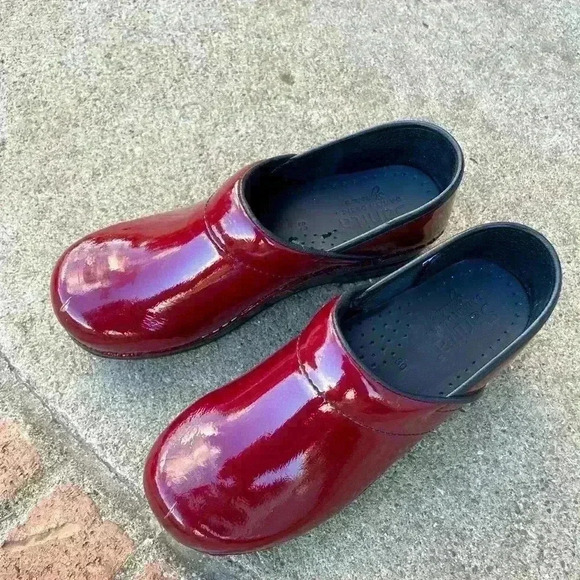 sanita Shoes - Saniya nursing shoes